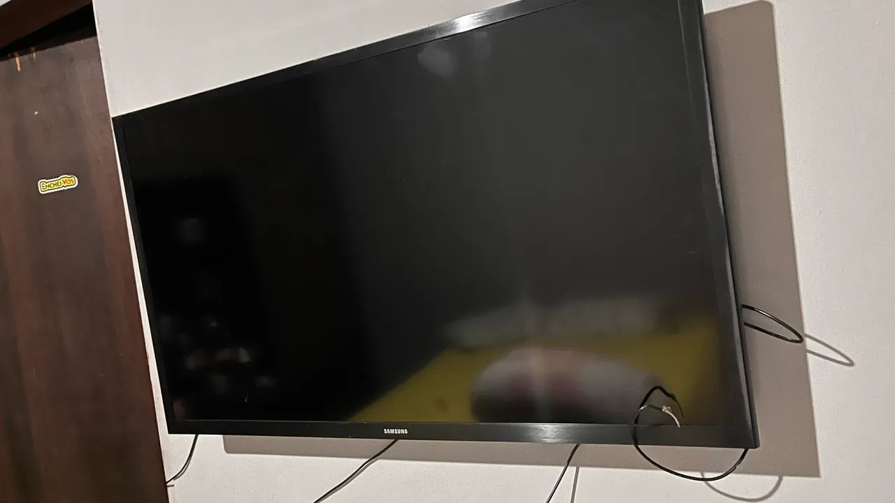 Vende-se televisão Samsung 32 Polegadas - Foto 2