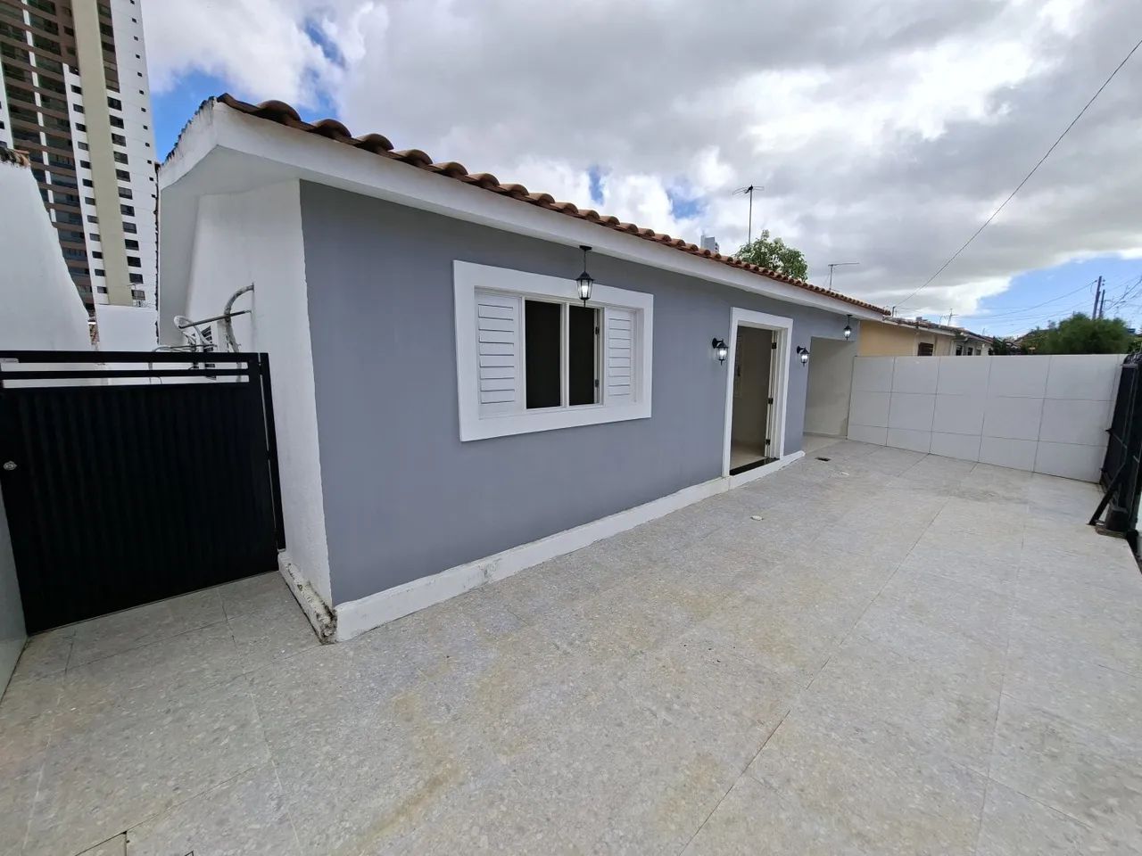 Casa no Brisamar 03 Quartos sendo 02 Suítes + Dce Ótimo local - Foto 2