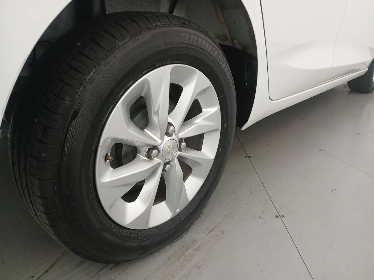 Chevrolet Onix Hatch LT 1.0 12V TB Flex Mec. 4P, foto 14 de 18