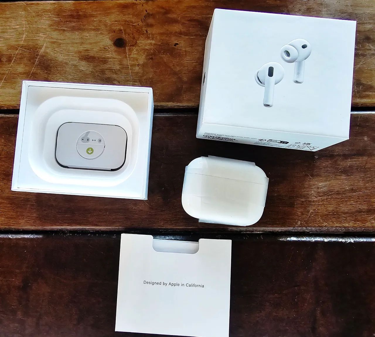 AirPods Pro 3 Chinese | Sem uso | 100% funcionando