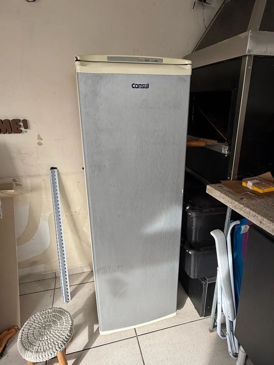 Freezer vertical consul 142l 220v
