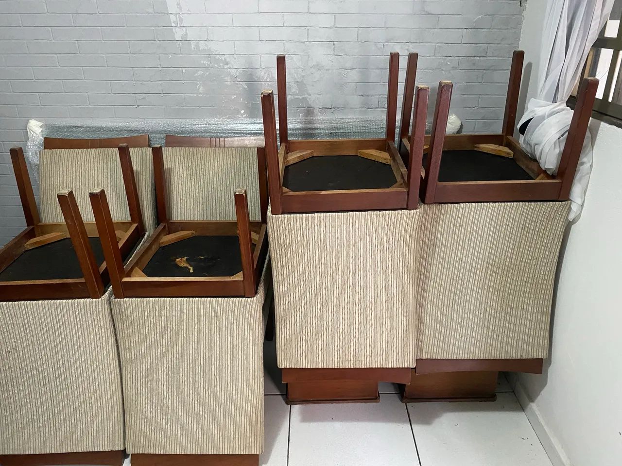 Vendo mesa 6 cadeiras  - Foto 2
