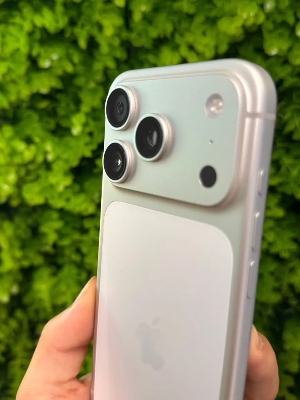 iPhone 17 Pro Max 256gb BRANCO, TODO original! Bat 100%! Garantia