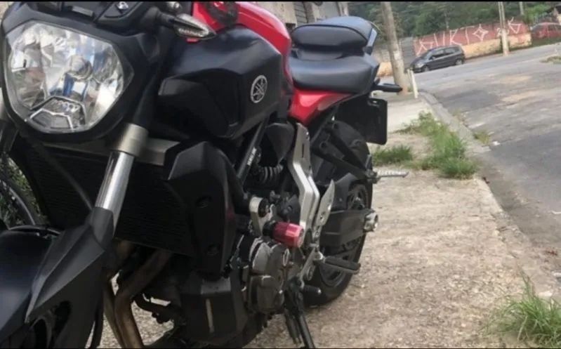 Yamaha MT07 2016 - Foto 2