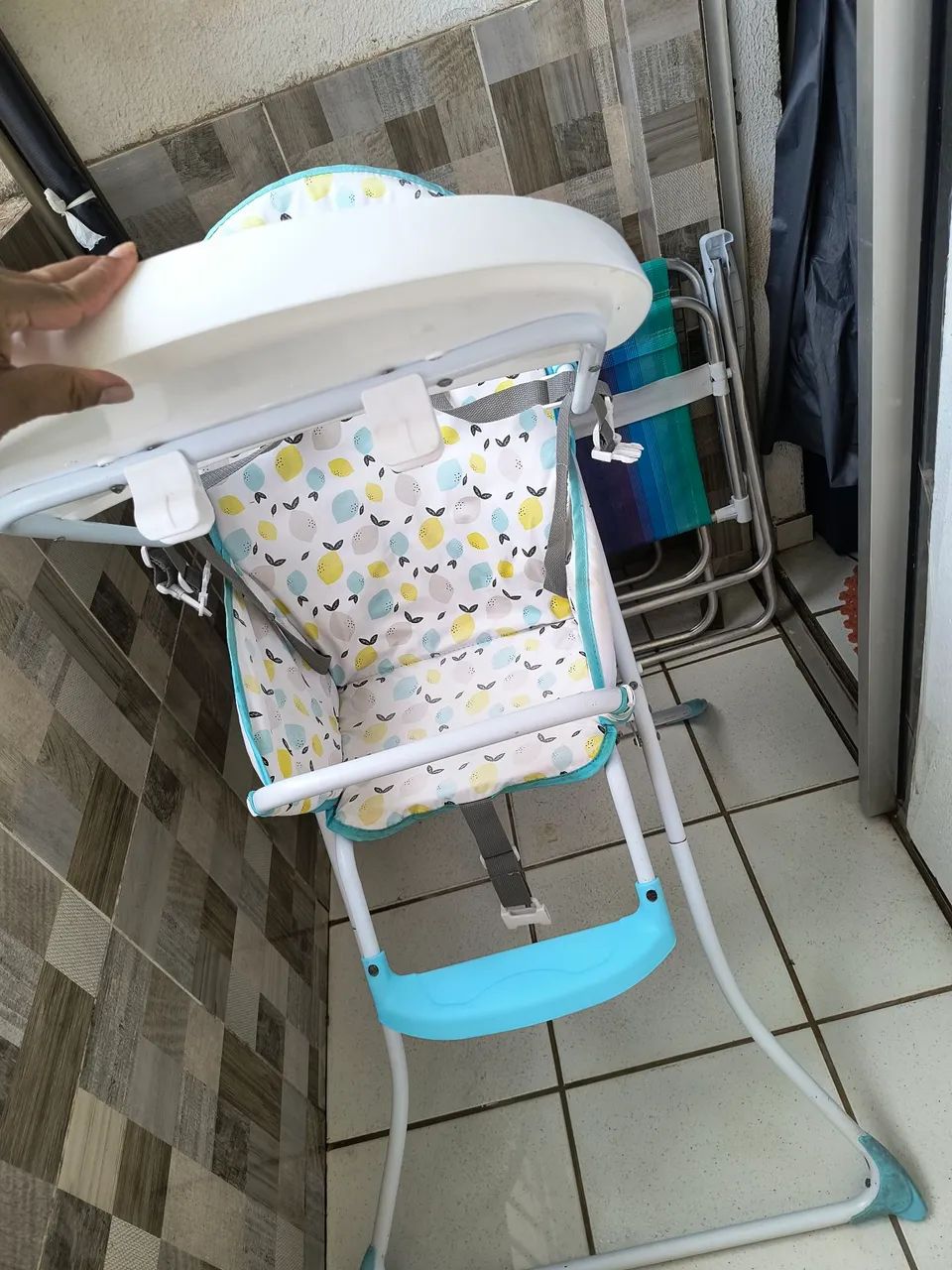 Vendo cadeira de alimentação multikids 