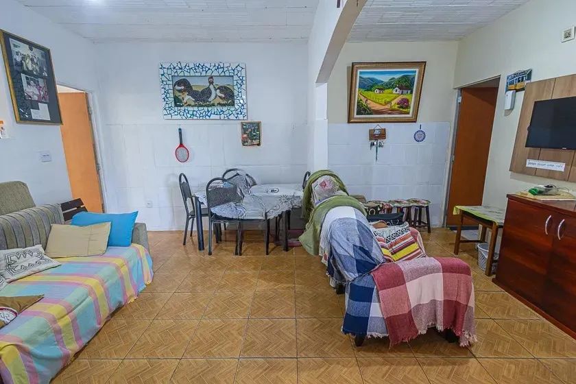 Casa à Venda - São Francisco, 4 Quartos, 250 m2