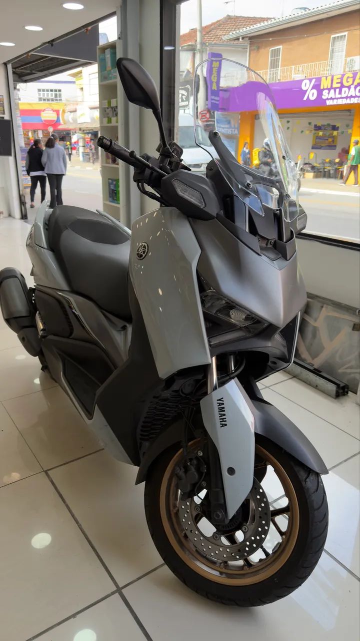 Xmax 300