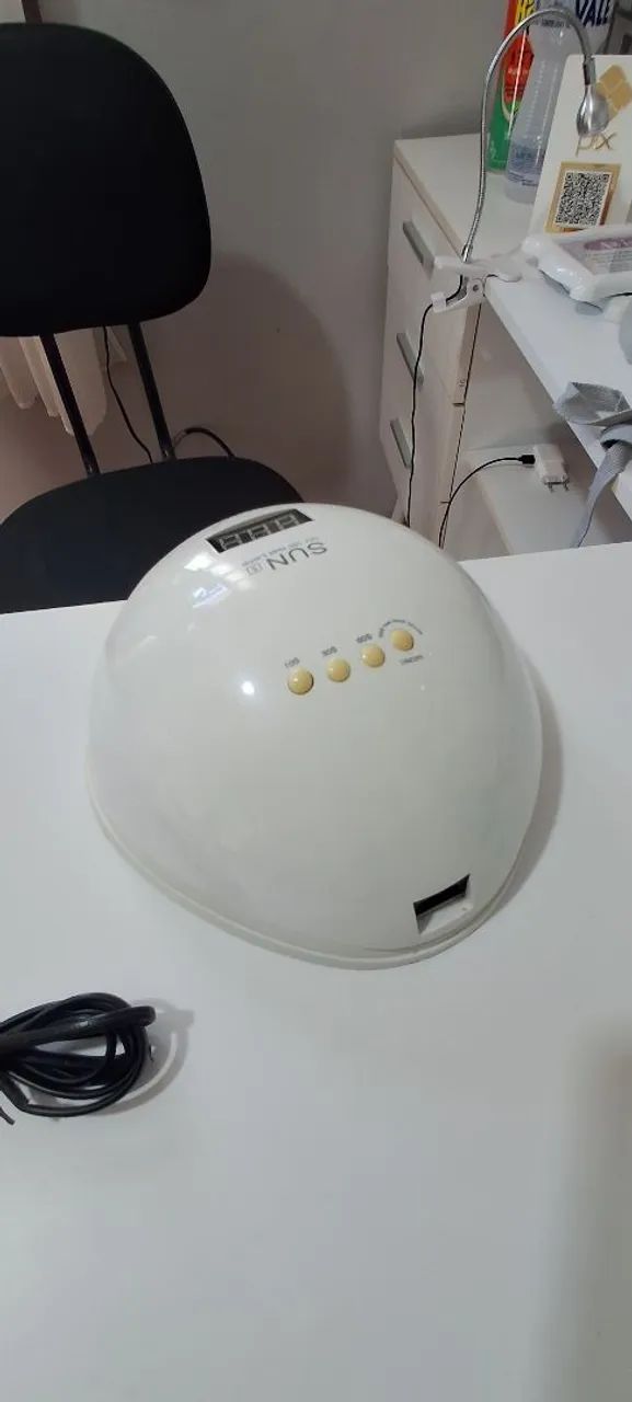 Cabines Uv e Apoio de Mão para Nail