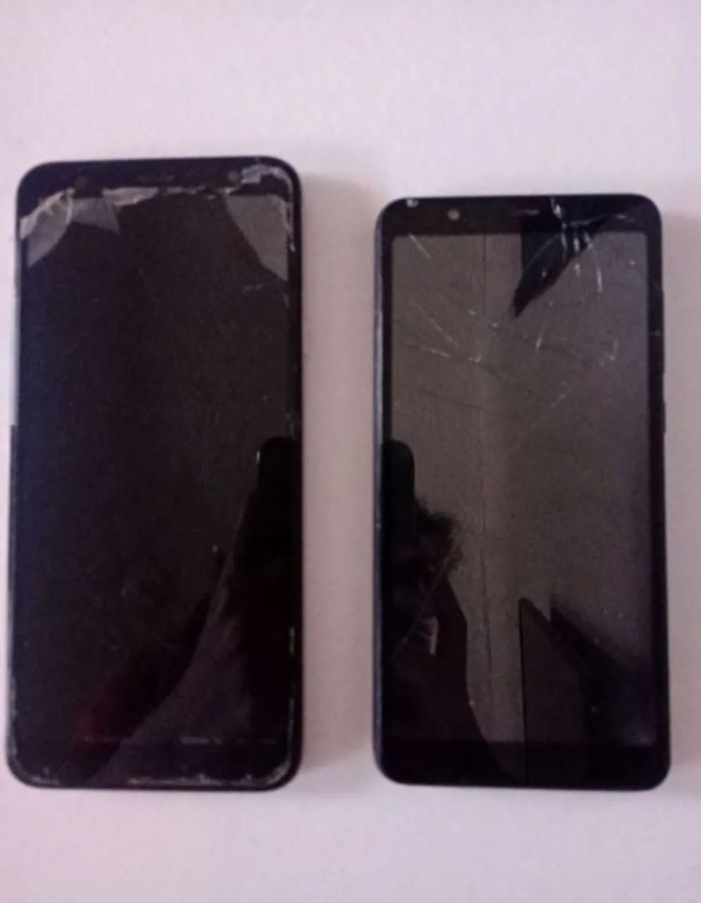 Carcaça de celular Samsung e multilaser para peças   - Foto 2