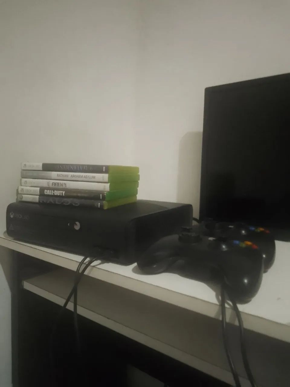 Xbox 360 bloqueado, com jogos e duas manetes! Funcionando normalmente!
