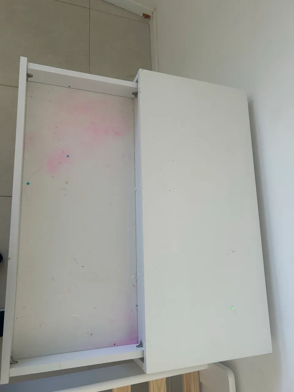 Escrivaninha branca com 1 gaveta  - Foto 3