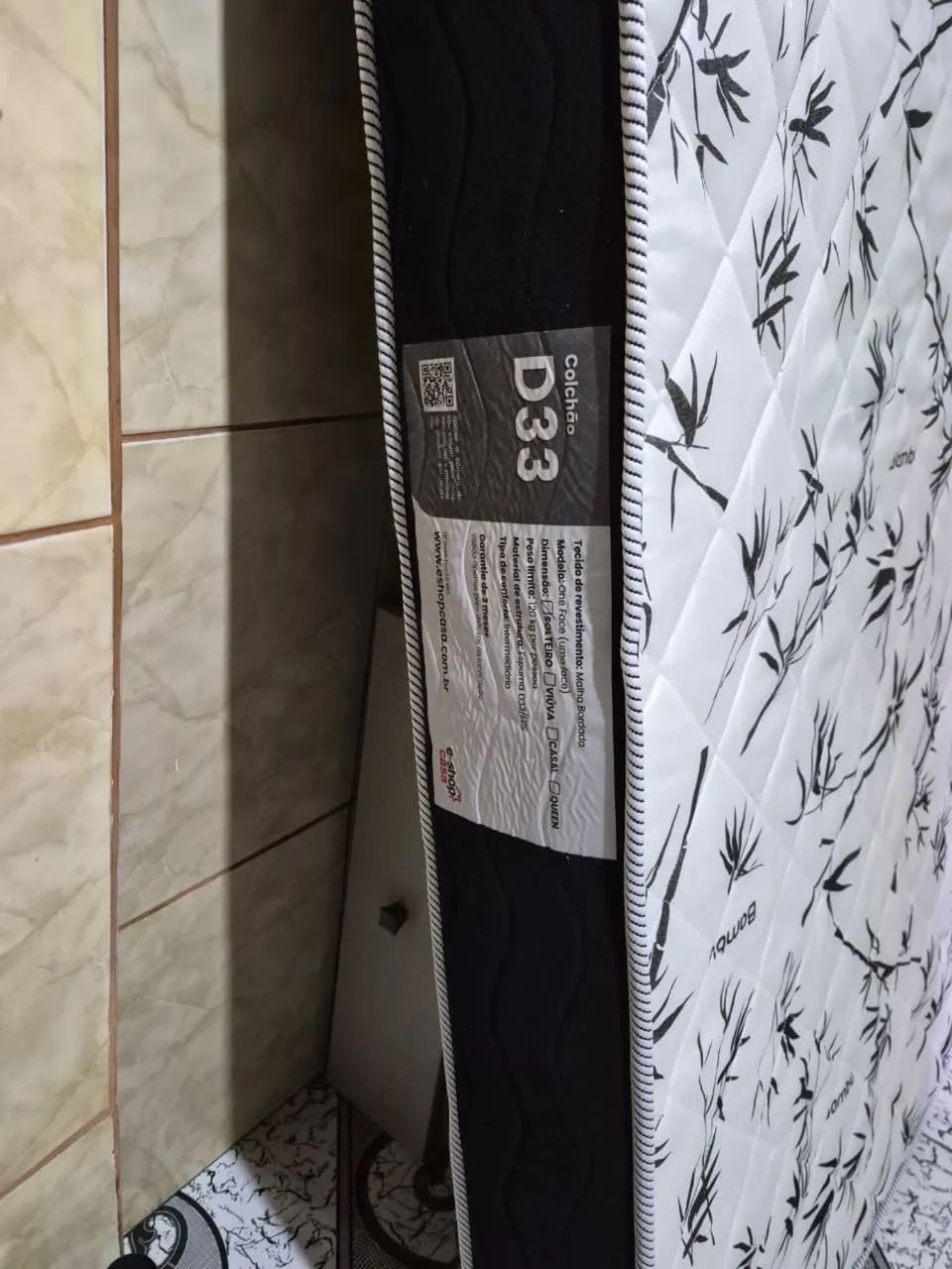 Cama de ferro Romantic Crown com colchão D33 de solteiro/ 30 dias de uso - Foto 3