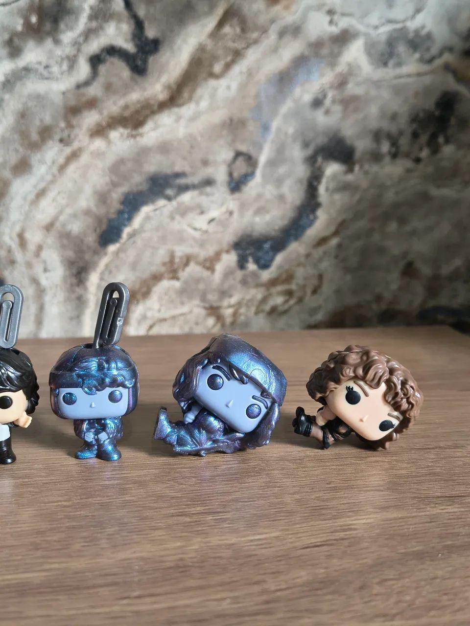 Kinder Joy Stranger things com 7 personagens  - Foto 2