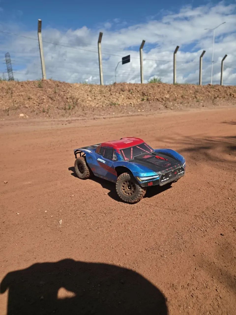 Automodelo arrma fury 223s - Foto 2