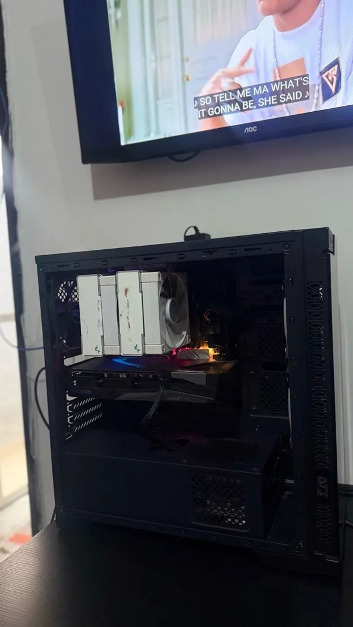 RYZEN 7 5700x + RX 7700 + 32 RAM + SSD 1 TB