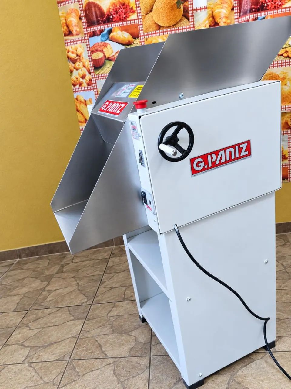 Cilindro para Preparação de Massa de Pão, pizza e Pastel 