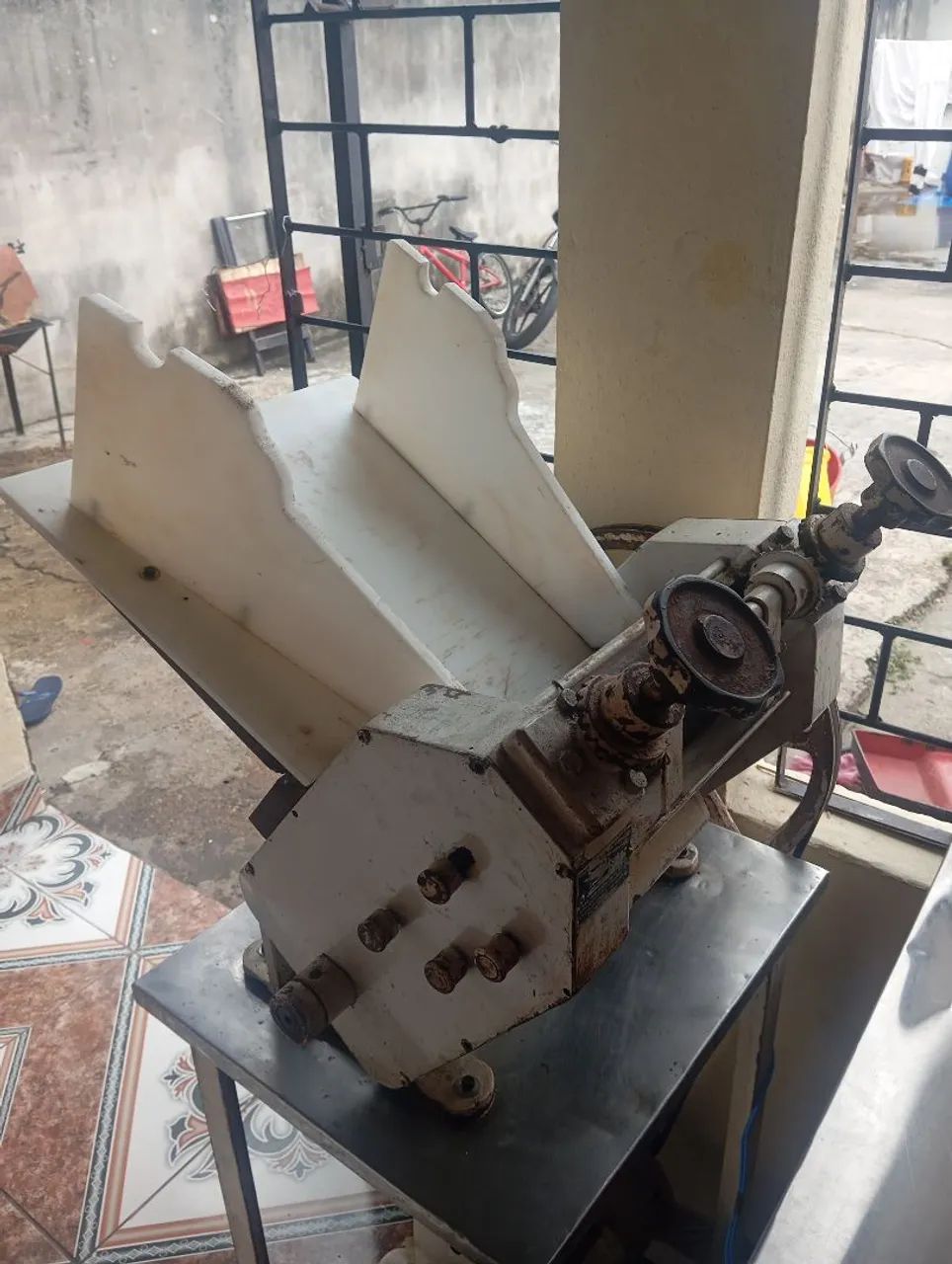 Cilindro leão de pastel  - Foto 3