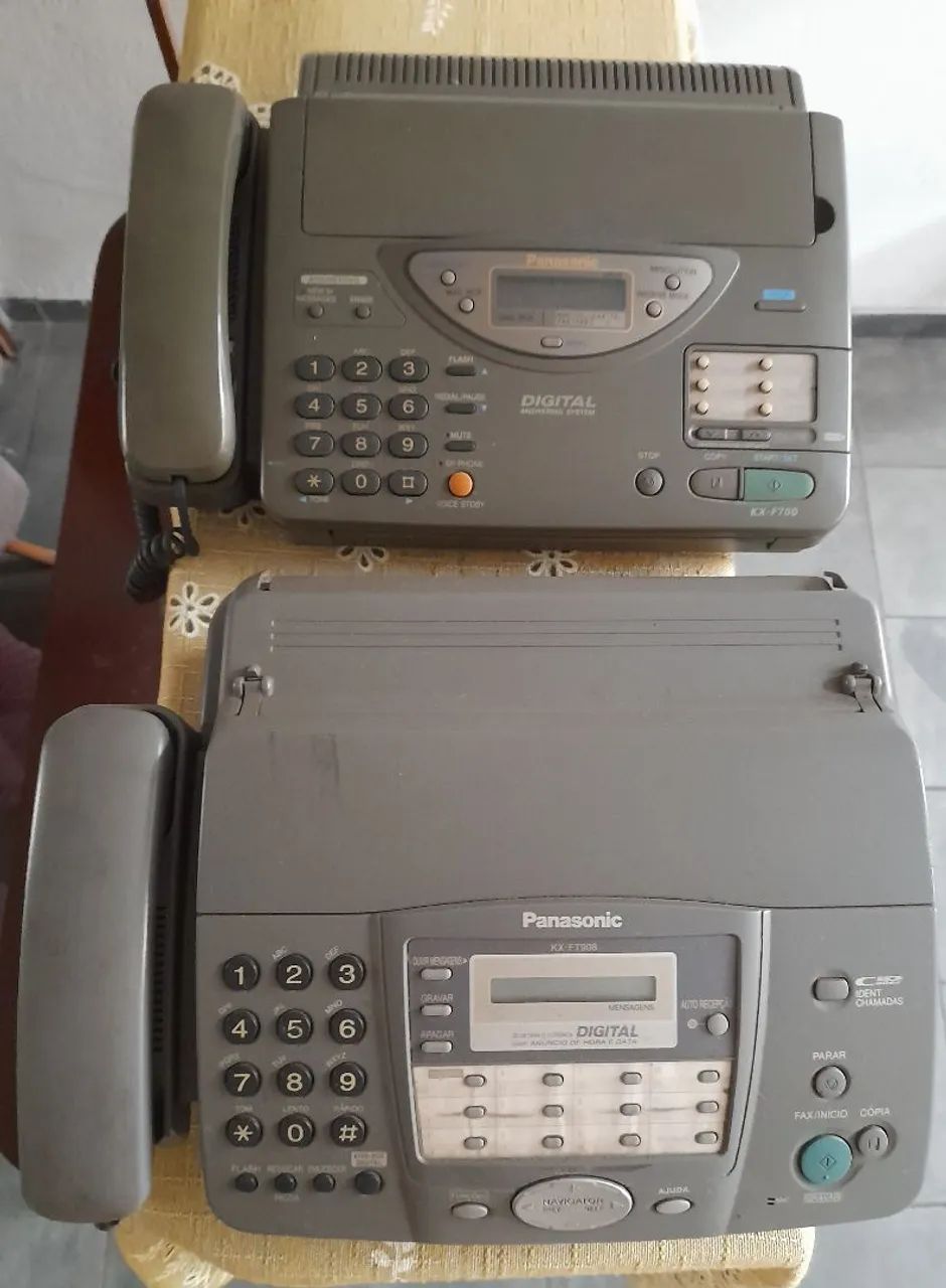 Dois faxes Panasonic 