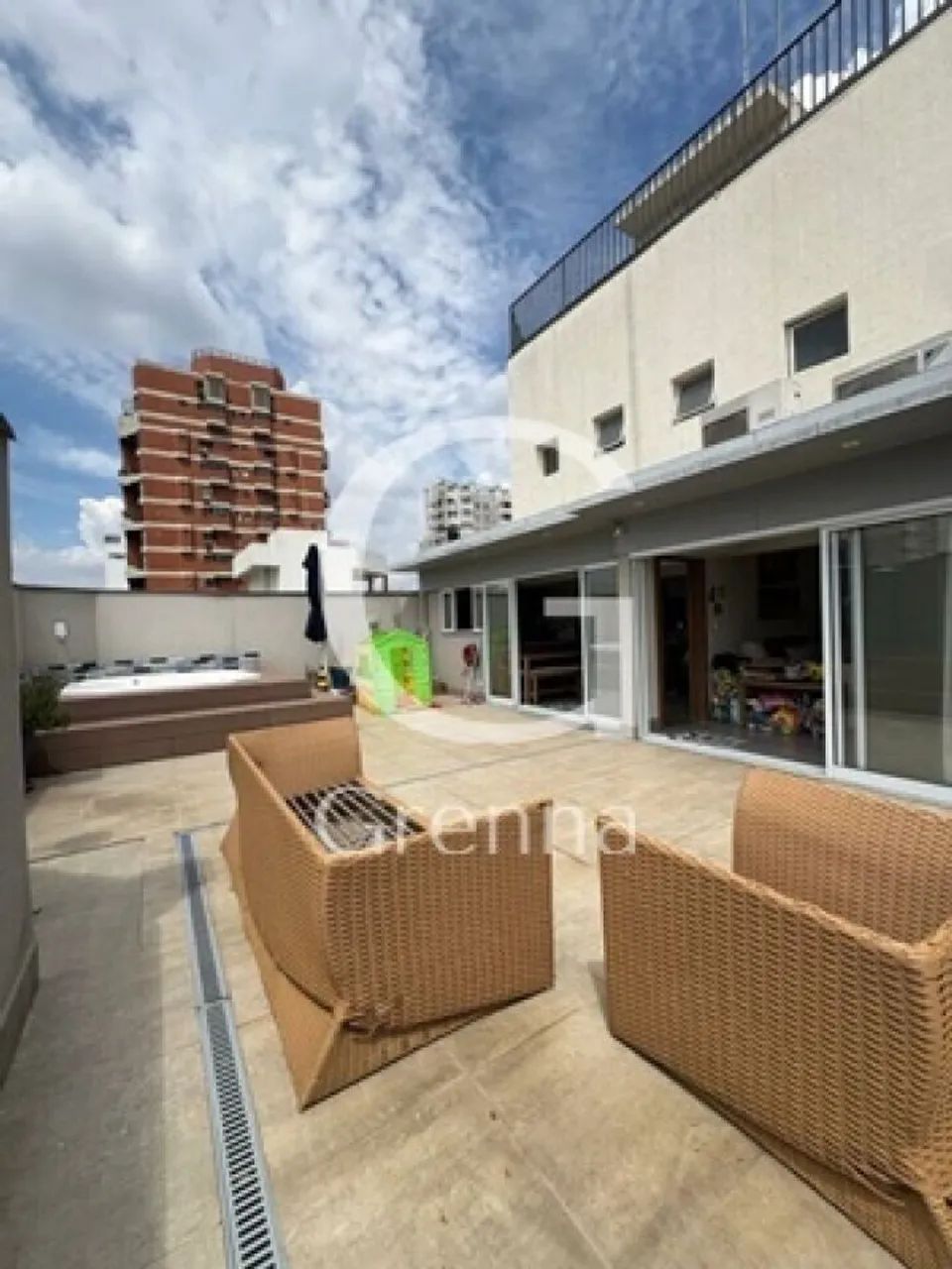 Cobertura à venda 230m² Pinheiros- SP
