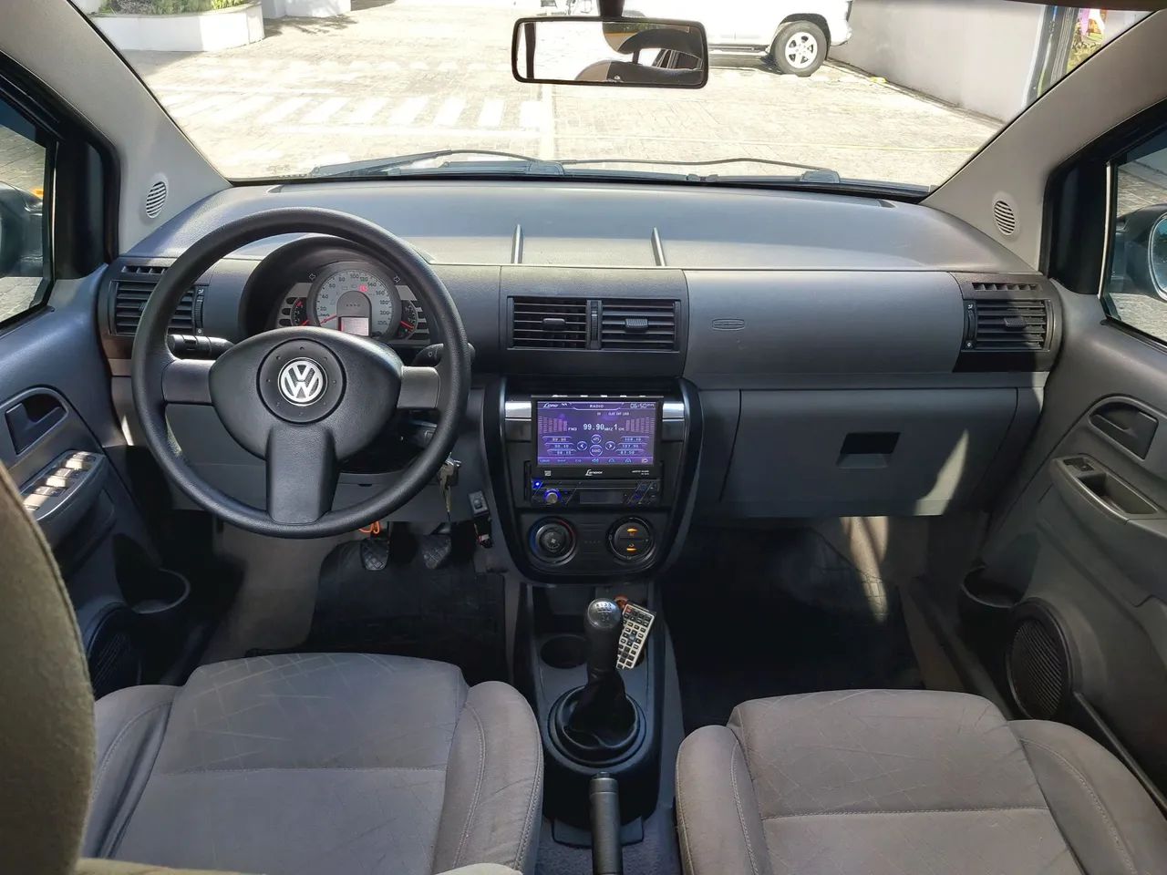 Volkswagen Spacefox 1.6/ 1.6 Trend Total Flex 8V 5P 2008 - Foto 9