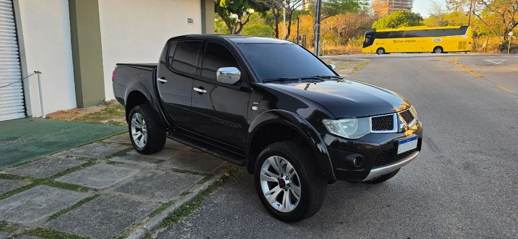 Mitsubishi L200 EVOLUTION 3.2 4X4 TB INT. DIESEL 2012