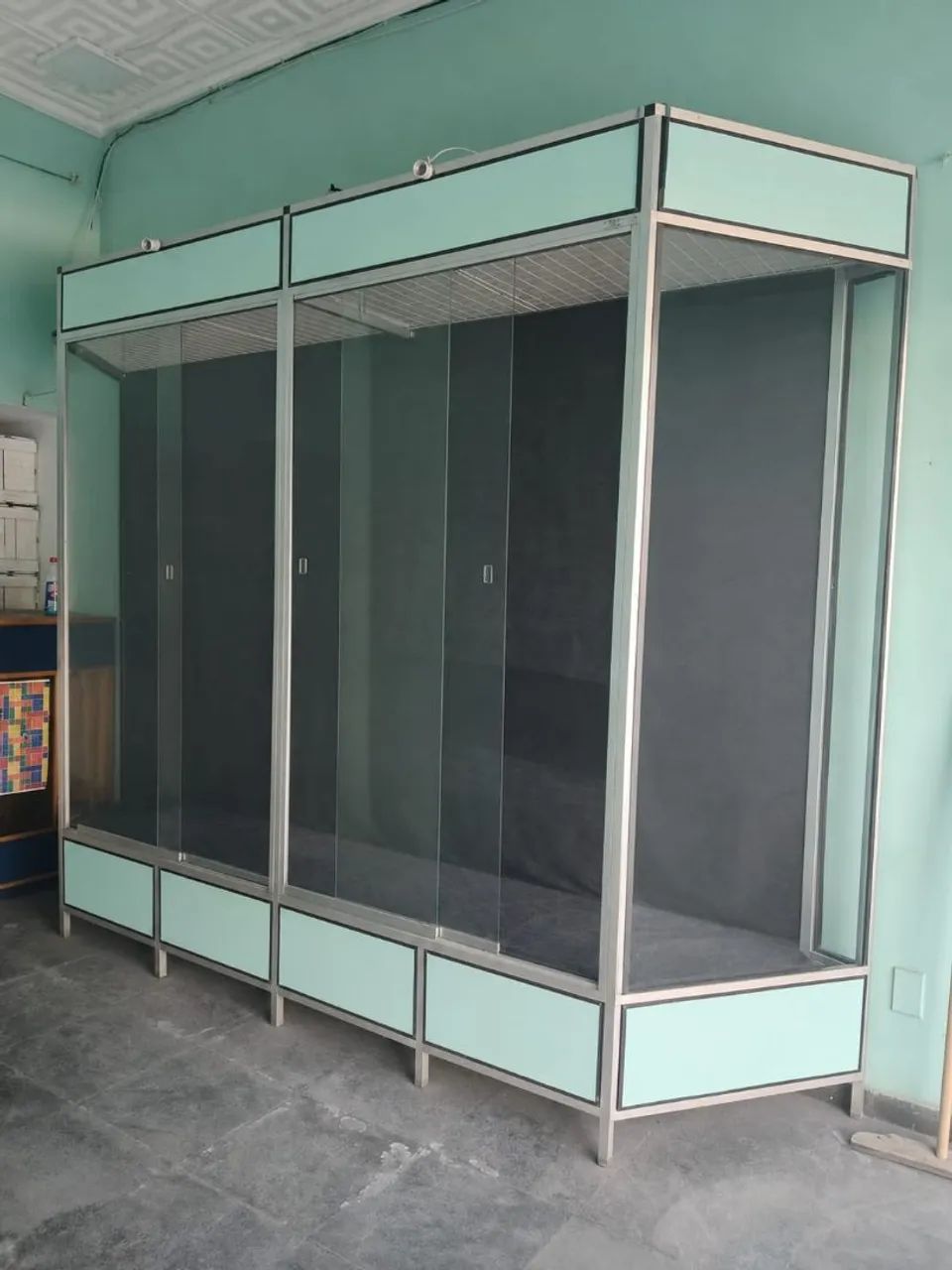 Vitrine