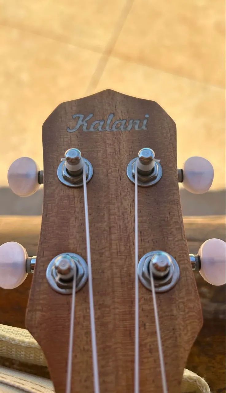 UKULELE KALANI - Foto 2