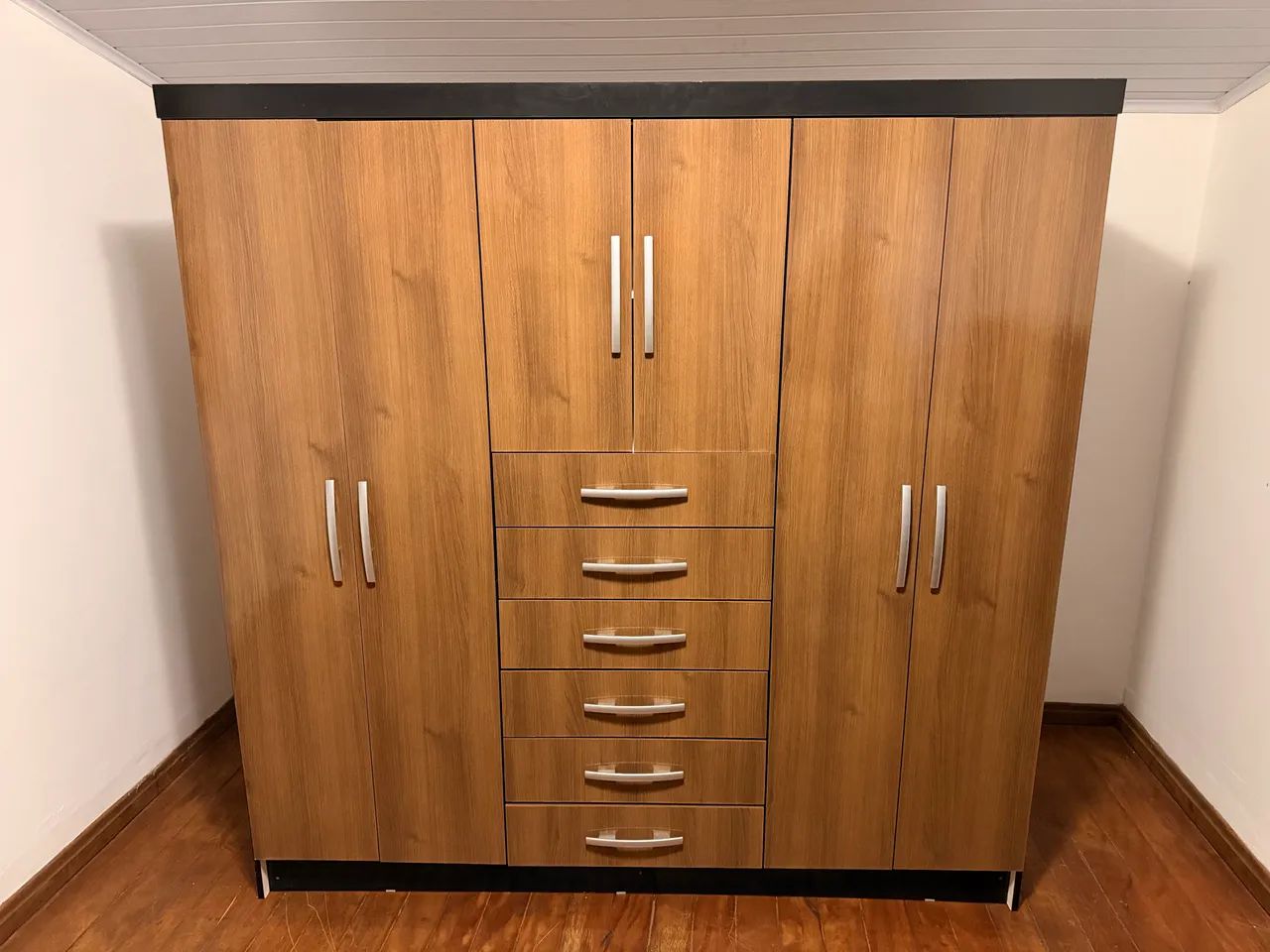 GUARDA ROUPA 6 PORTAS + 6 GAVETAS  - Foto 3