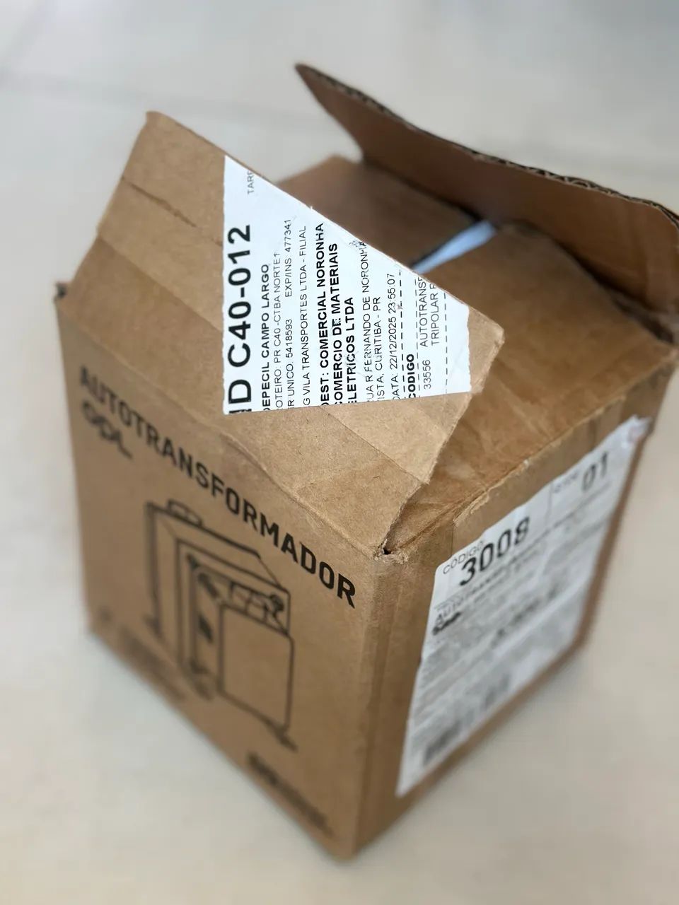 Transformador 110v/220v 5000VA (sem uso) - Foto 3