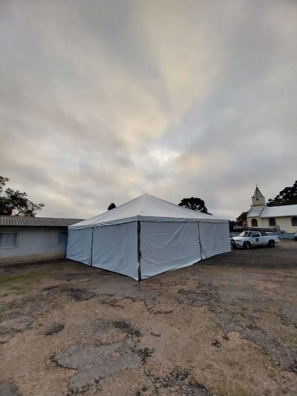 Tenda 10x10 branca 