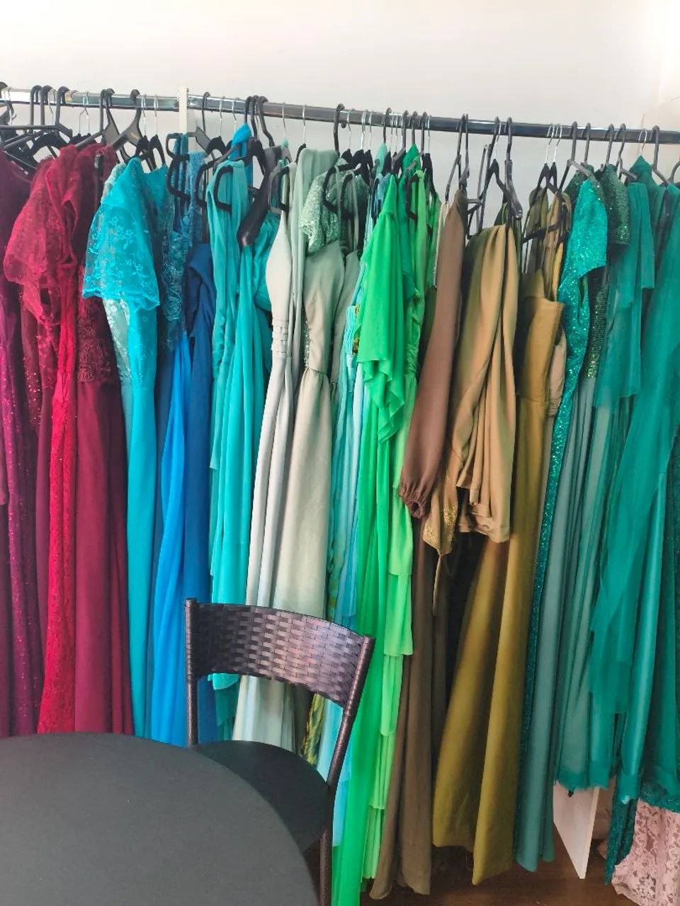 Vendo pacote de vestido de festa  - Foto 2