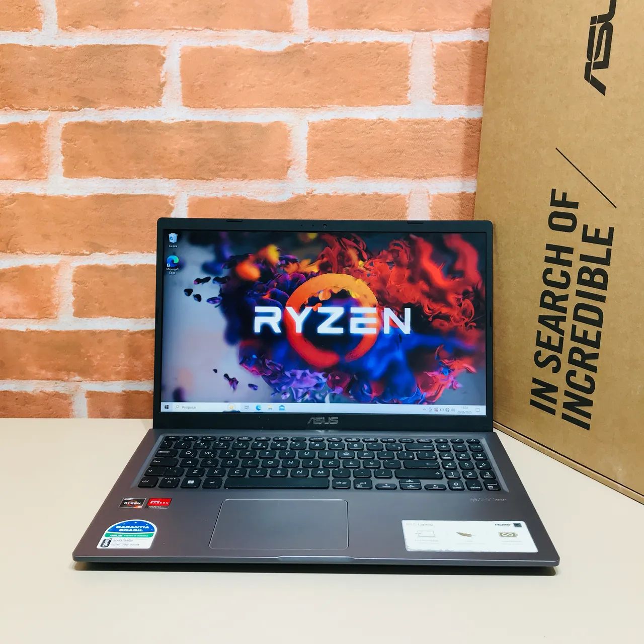 Notebook Asus Ryzen 5 3500U/ Ram 8GB/ Ssd 256GB/ Placa AMD Radeon 2GB