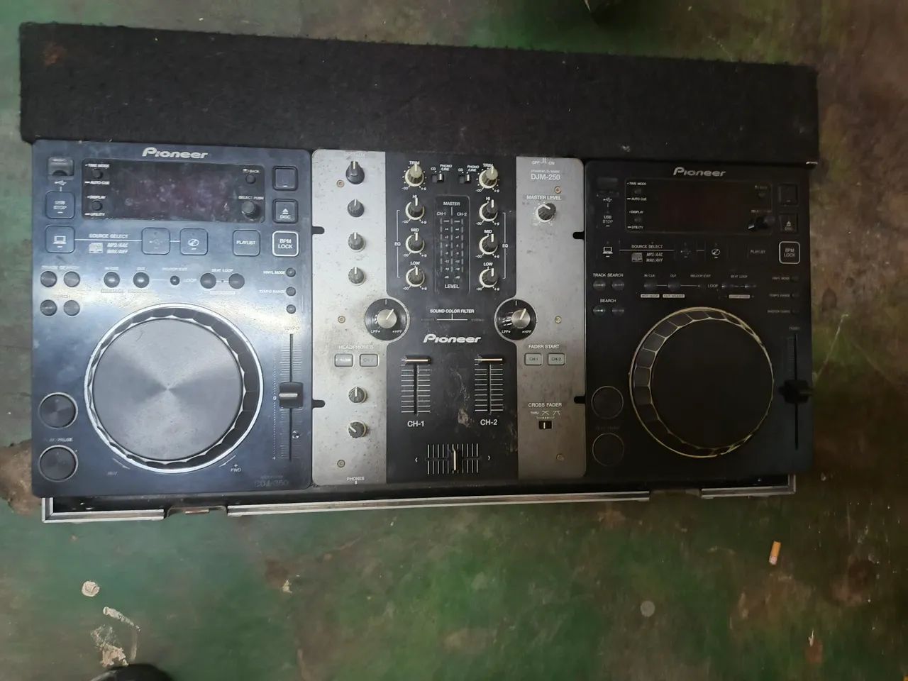 Mesa DJ Pioneer  - Foto 2