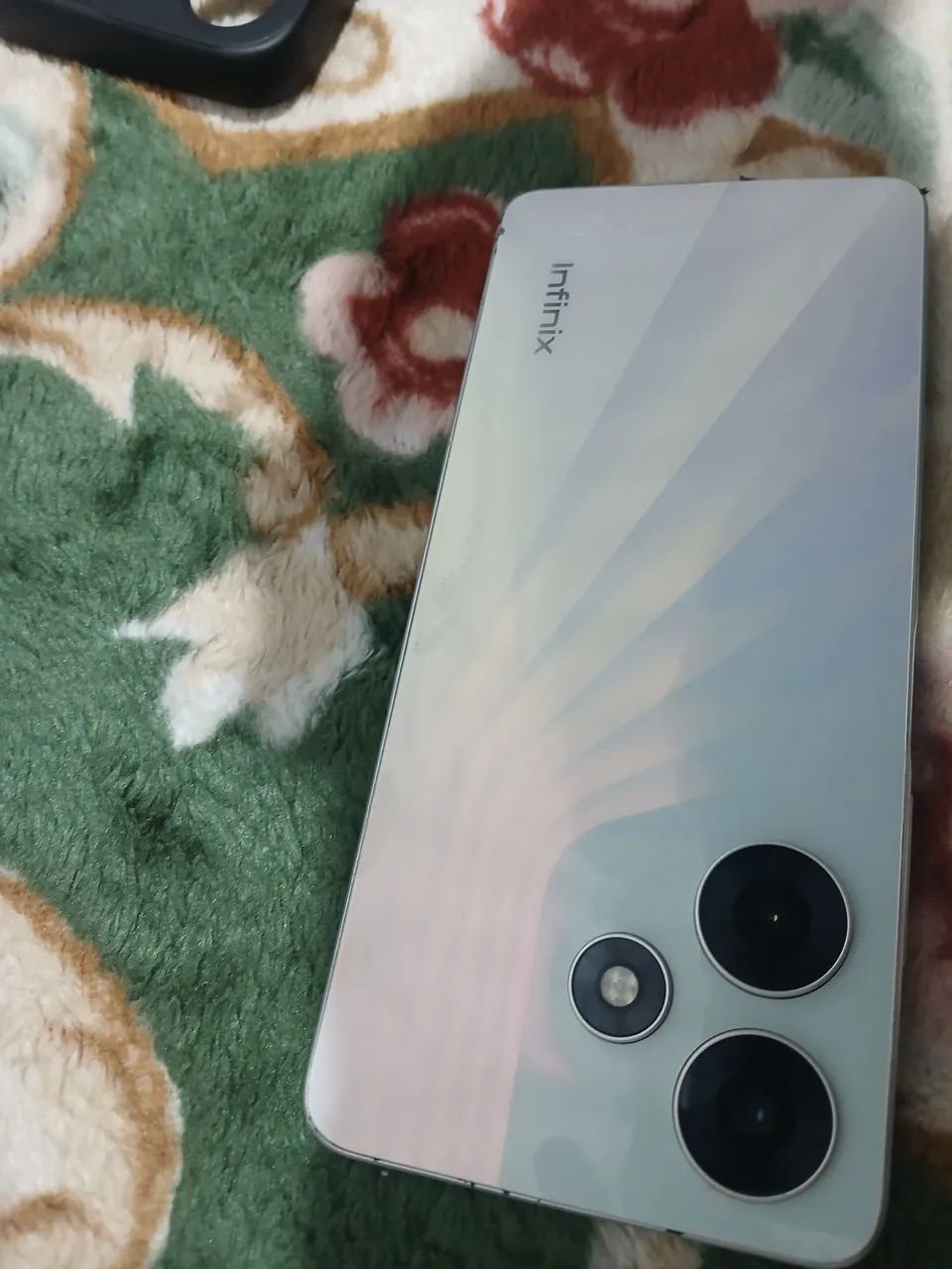 Celular infinito com defeito para tirar peças ou arrumar - Foto 3