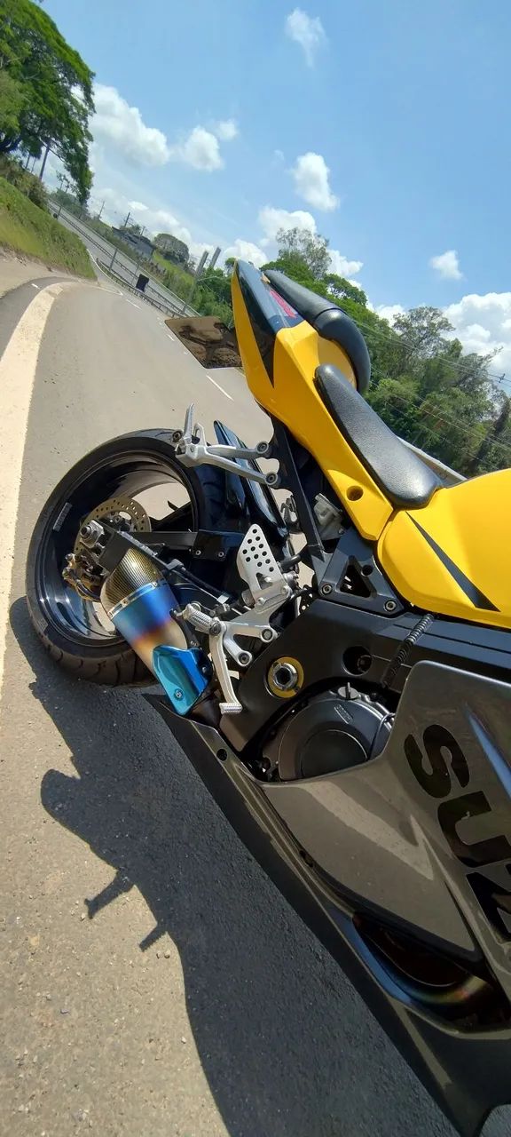 Suzuki Gsx-r 1000c  - Foto 5