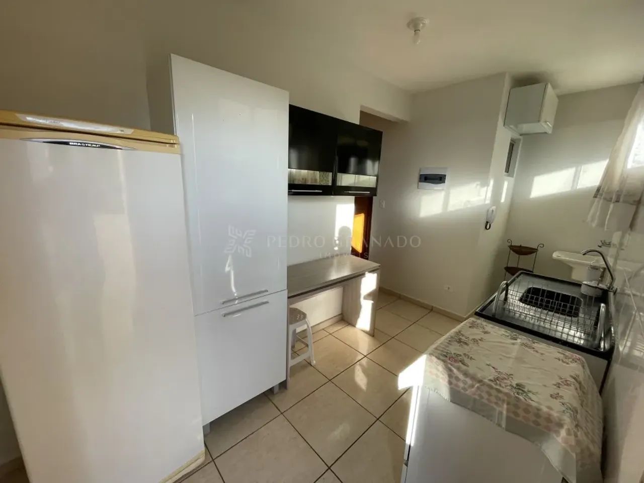 Apartamento 01 dormitório - Zona 07 - Foto 4