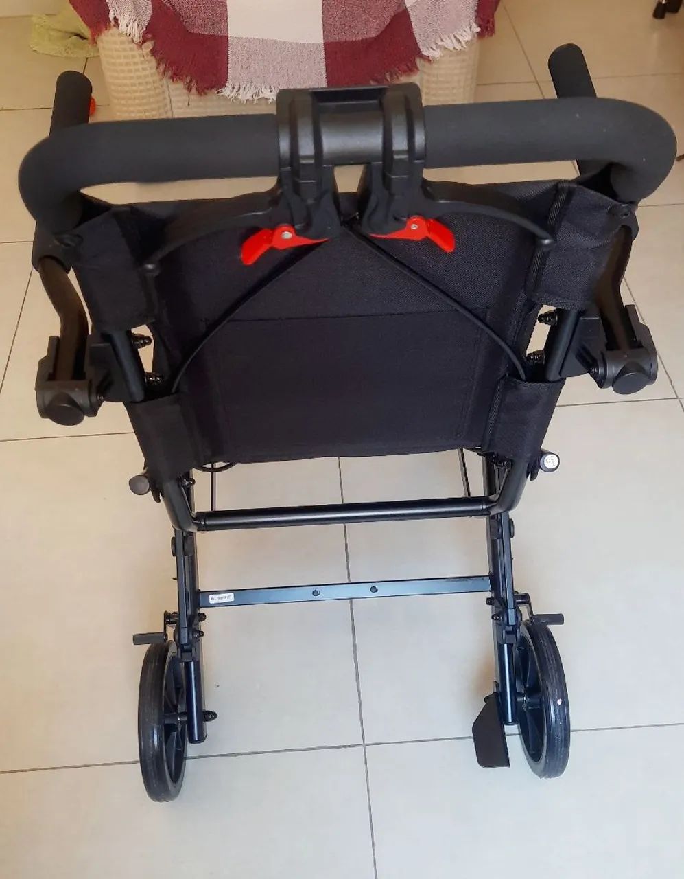 Cadeira de Transporte Dobrável Quase Nova - Oportunidade! - Foto 5