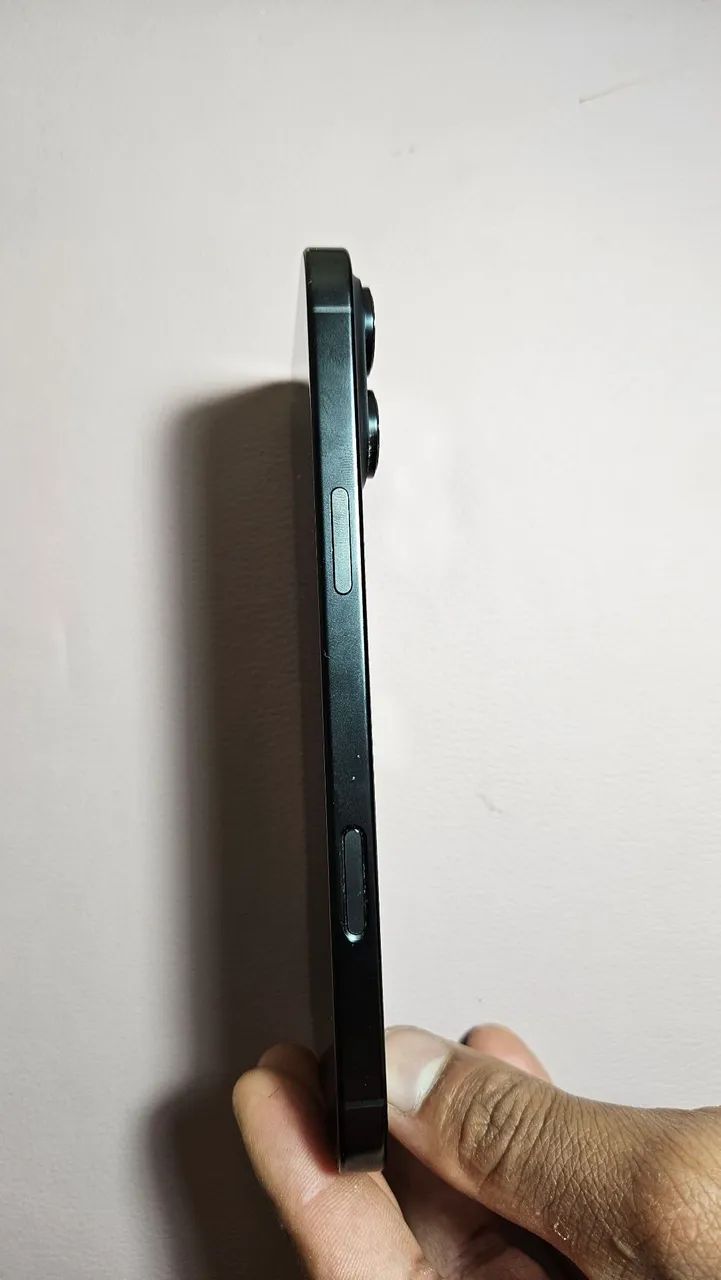 Vendo iPhone 16 pro max 256Gb - Foto 4