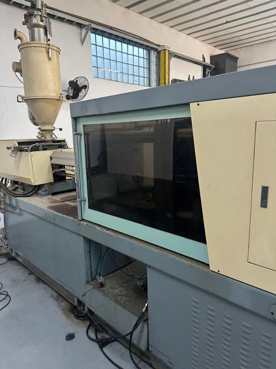 Injetora de plástico SPAZIO DS140 - Foto 3