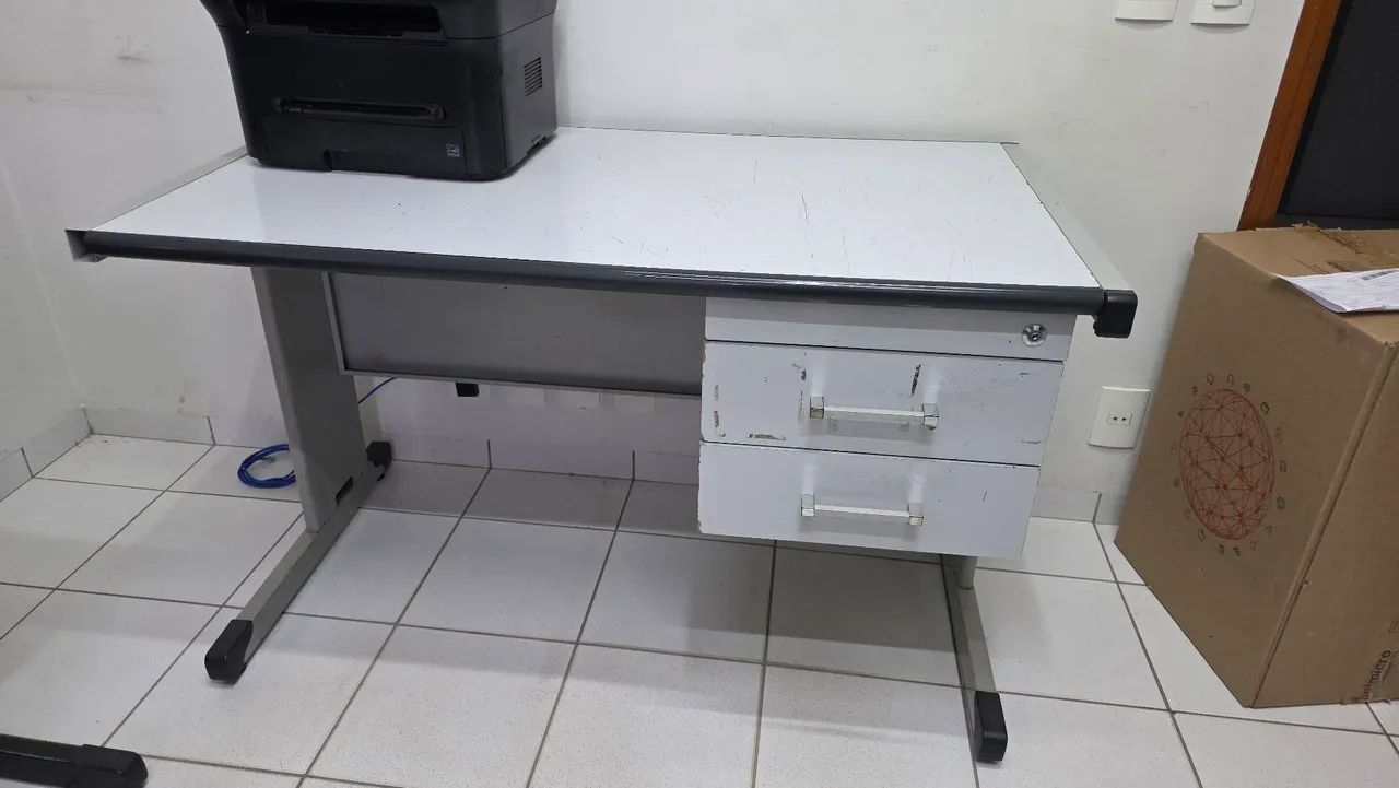 Mesa escritório 