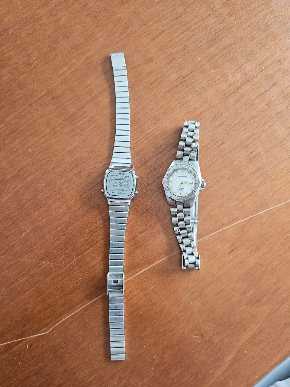Relogio casio ou Techinos 