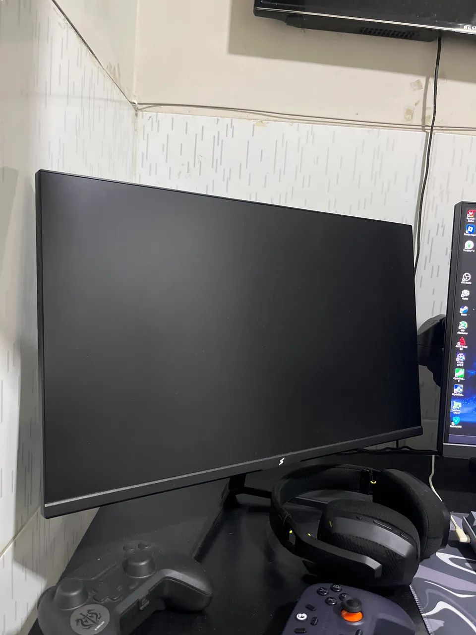 Monitor Superframe 23.8 180hz