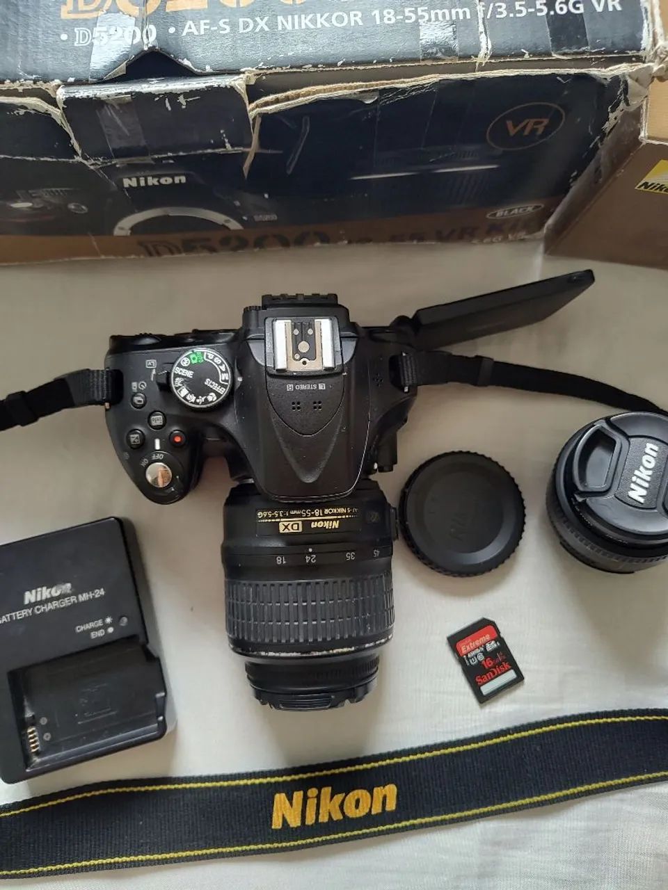 Câmera Nikon D5200 Kit Completo  - Foto 4