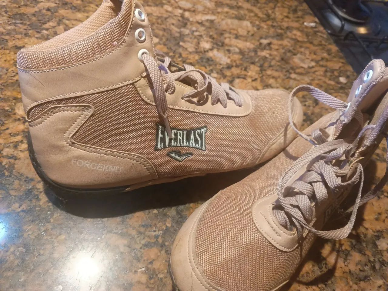 Tenis bota