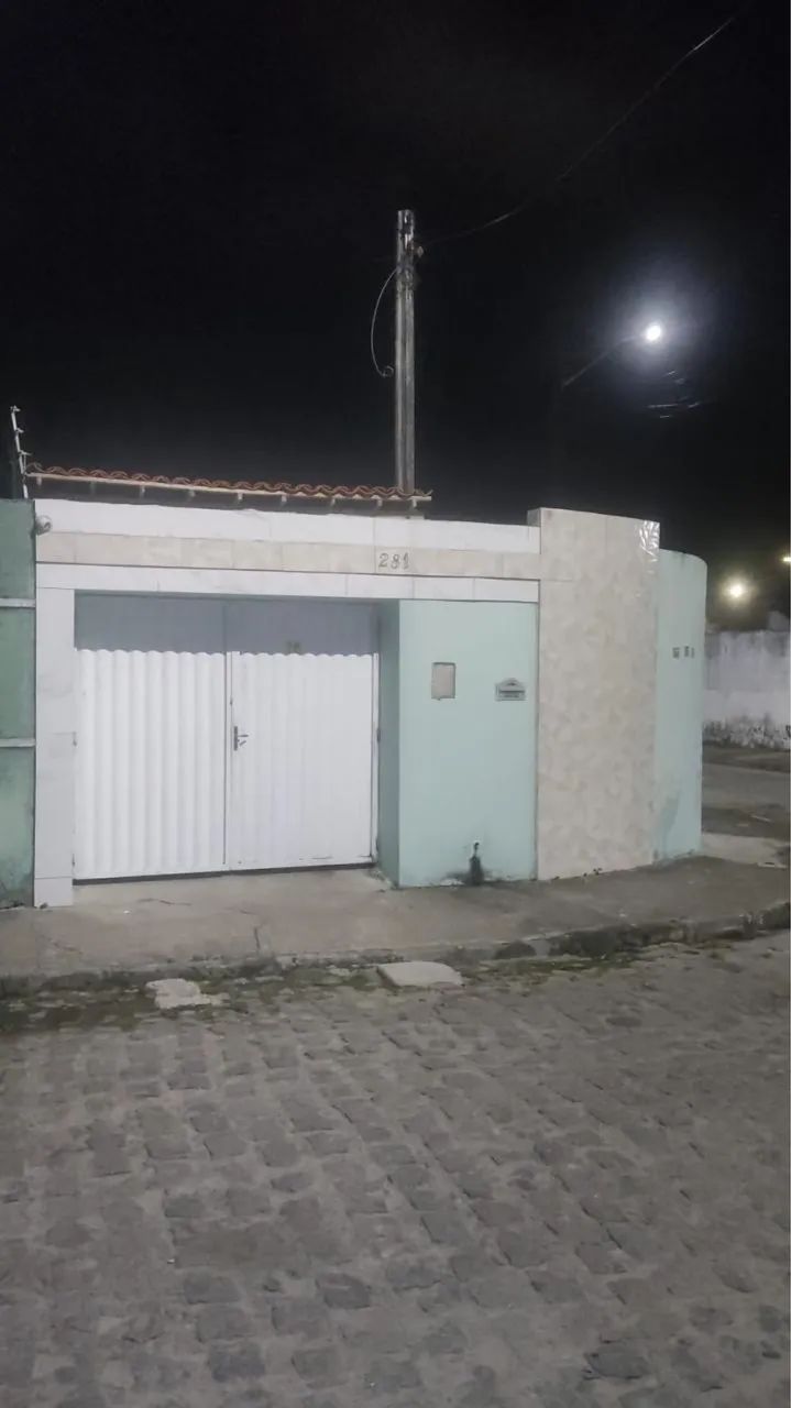Casa de esquina a venda jardim Royal 
