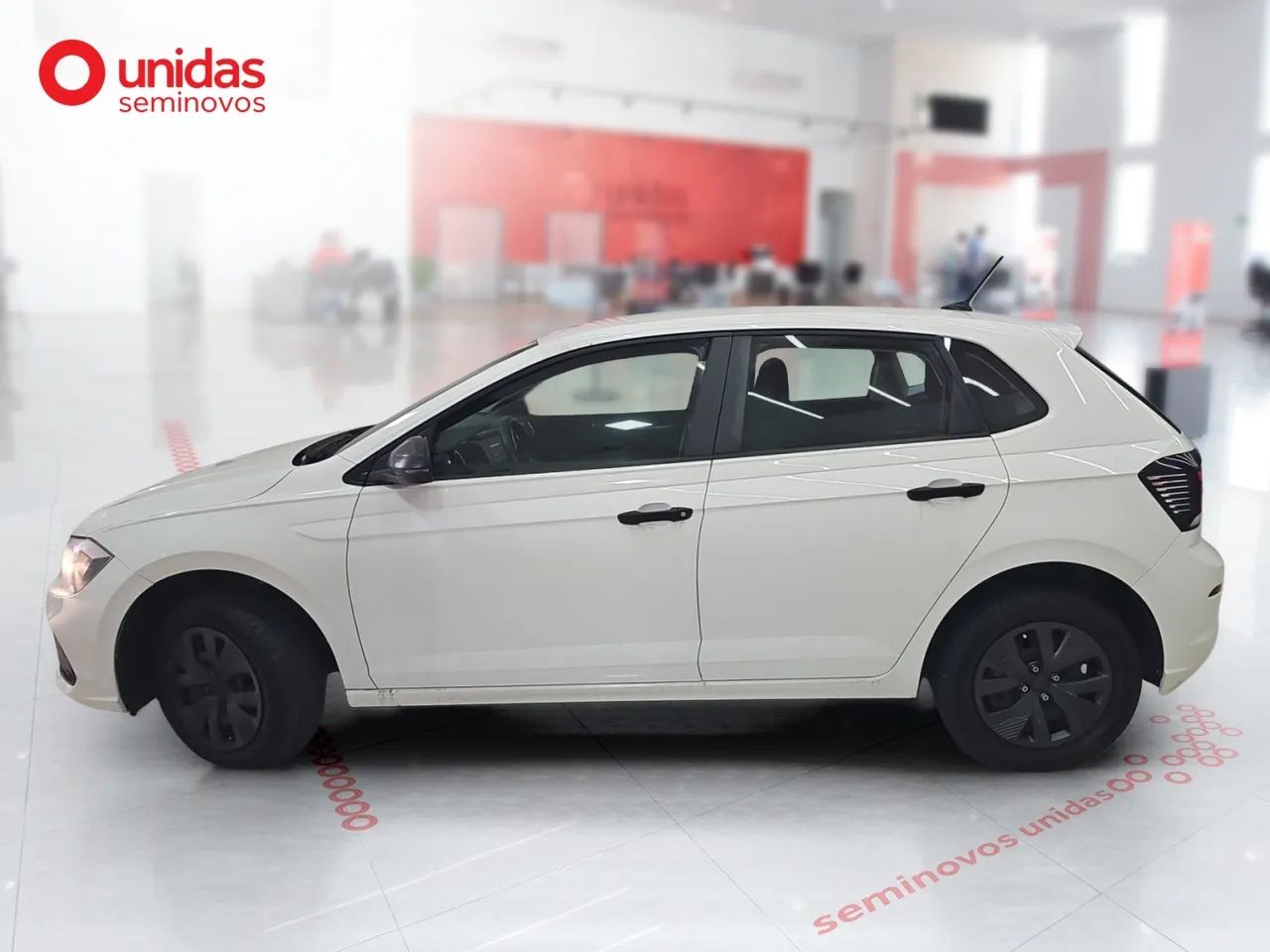 Volkswagen Polo Track 1.0 Flex 12V 5p, foto 8 de 16