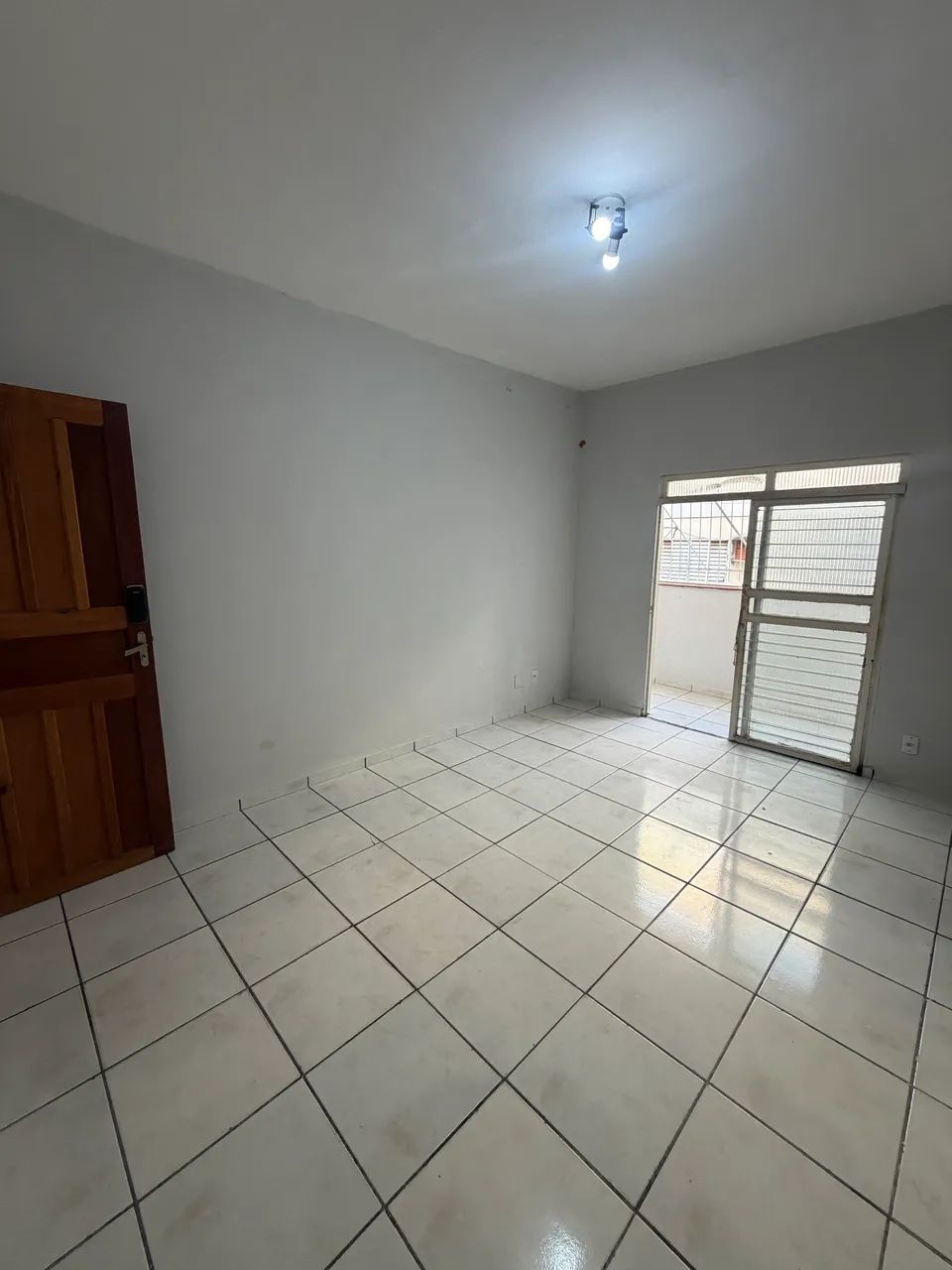 Apartamento com sacada 