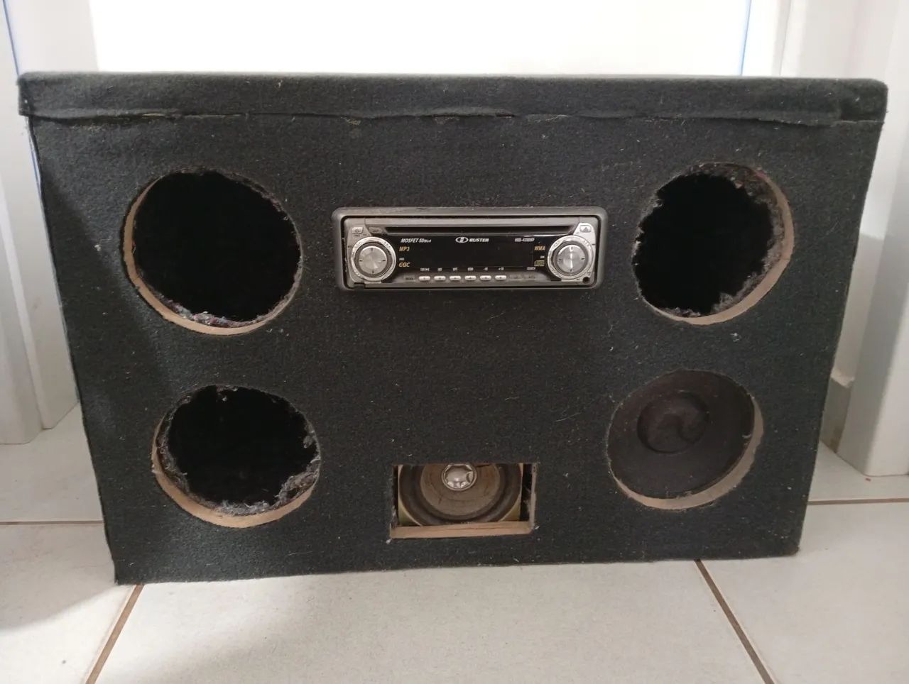 caixa de som customizada
