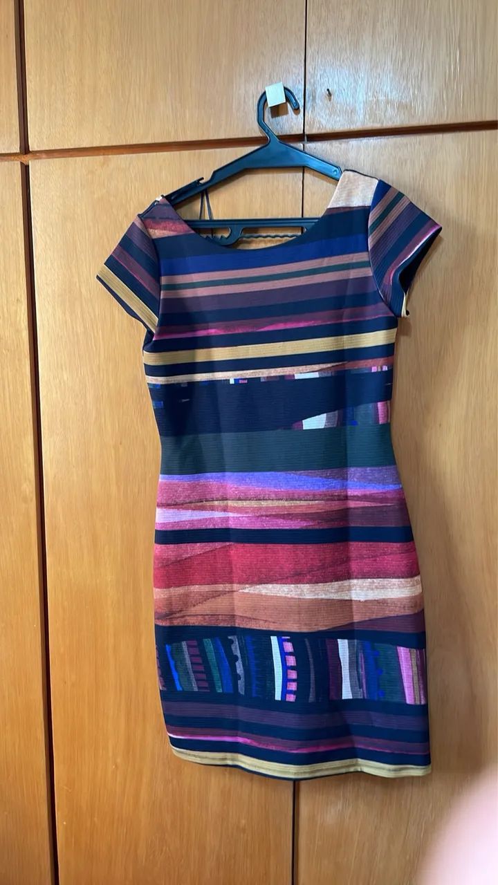 Vestido da desigual tamanho p em perfeito estado de uso !  - Foto 2