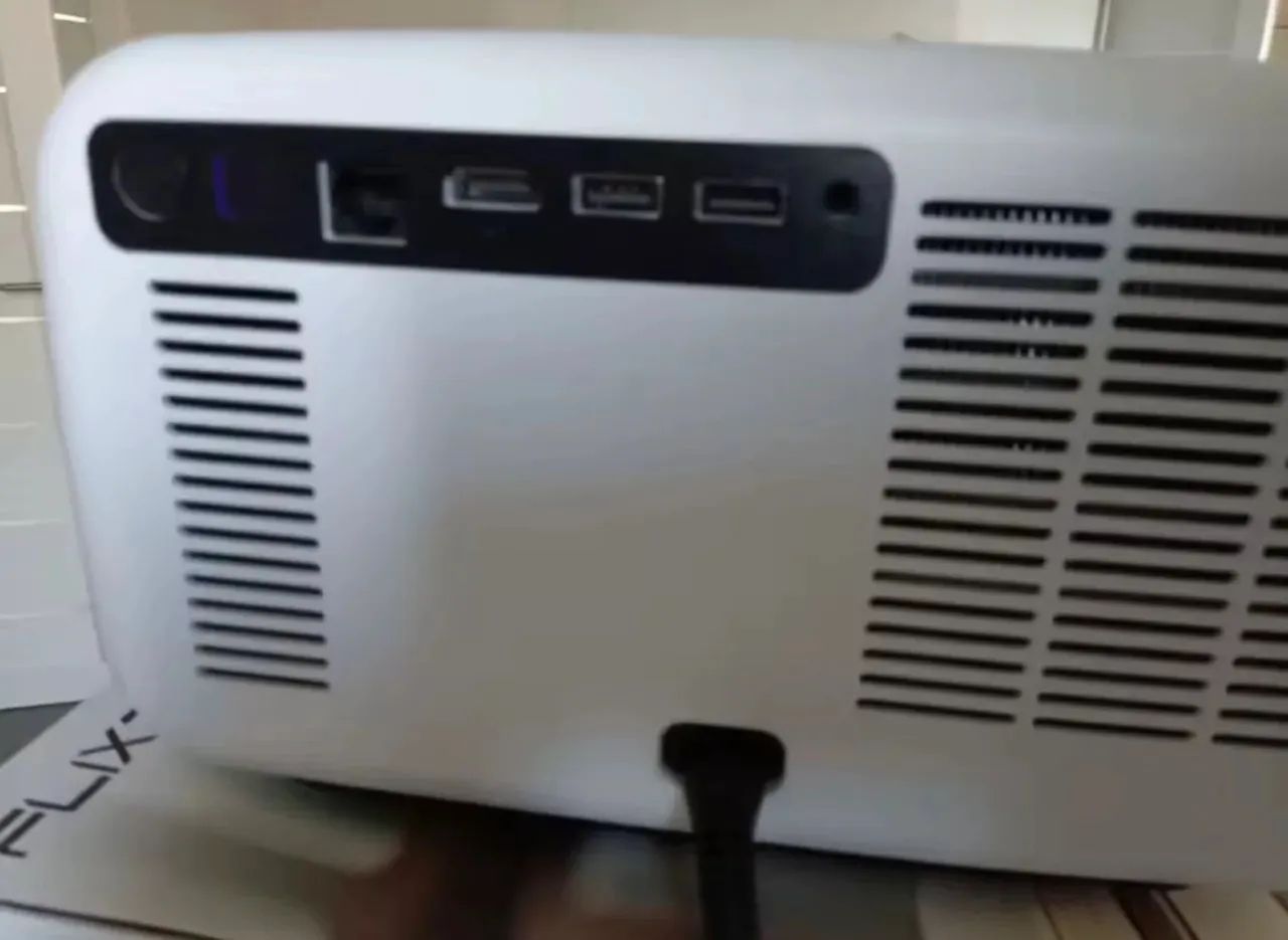 PROJETOR FULL HD D9W ULTRA NOVO - Foto 3